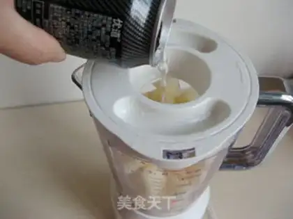 Make Champagne orange pear juice step 3