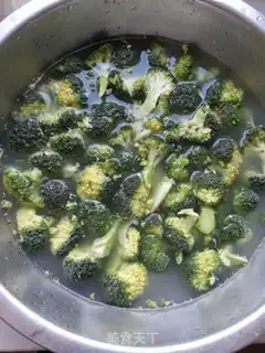 Make Shrimp broccoli step 0
