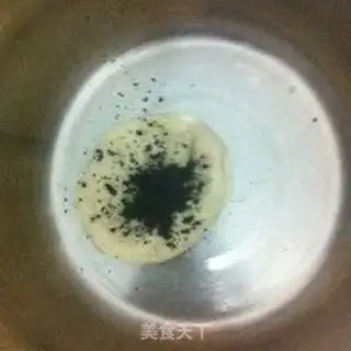 Make Panda bean bag step 4