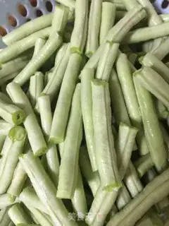 Make Tomato beans step 0
