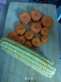 Make Carrot corn chop soup step 0