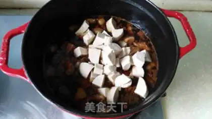 Make Five flowers for a sour chicken step 8