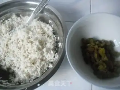 Make raisin rice step 2