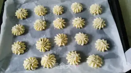 Make Onion cookies step 10