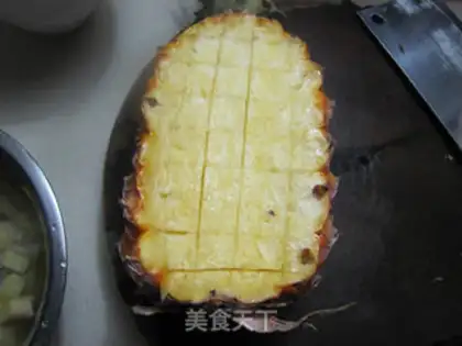 Make Pineapple rice step 1
