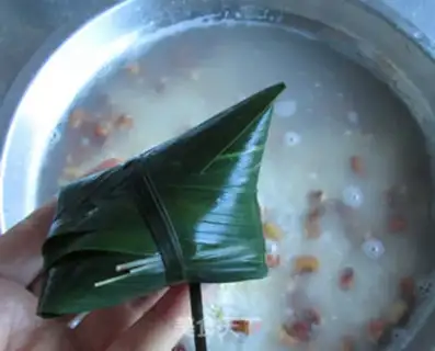 Make Yellow walnut dates step 12