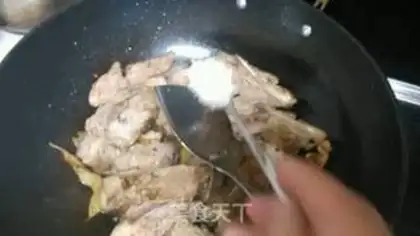 Make Soy sauce and ribs step 5