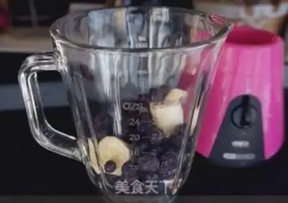 Make Blueberry smoothie step 1