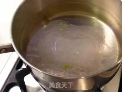 Make Roasted cream chicken silk salad step 1