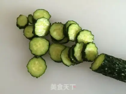 Make A melon, honey lemonade step 1