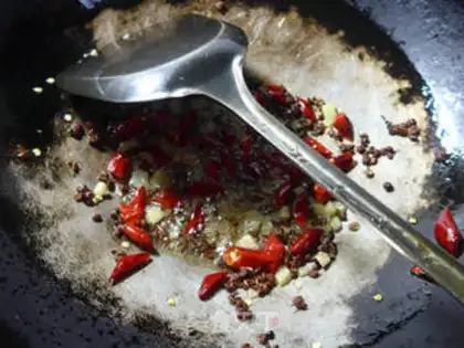 Make Spicy bull frog step 4