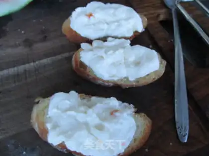 Make Lower the watermelon cheese step 5