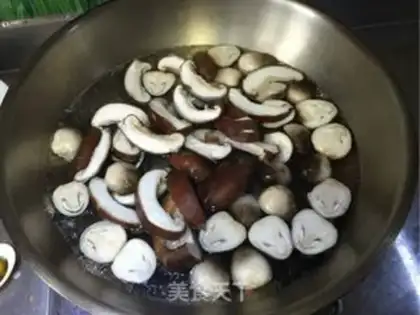 Make Pelican mushrooms step 3