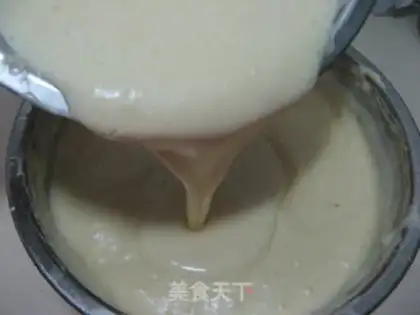 Make Roses with sponge cakes step 7