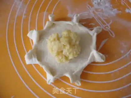 Make Yellow pomegranate bag step 6