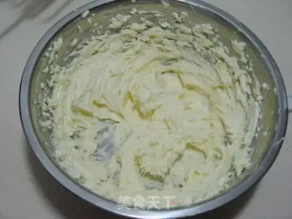 Make Roses with sponge cakes step 14