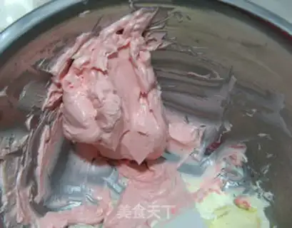 Make Roses with sponge cakes step 16