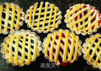 Make Tasty blue egg cookies step 1