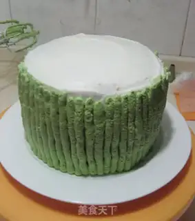 Make Roses with sponge cakes step 26