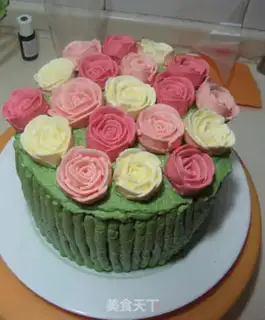 Make Roses with sponge cakes step 27
