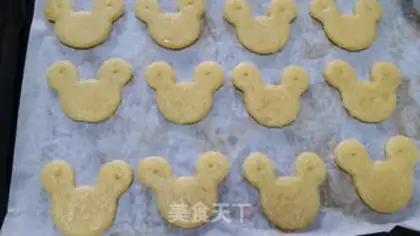 Make Bear crackers step 8