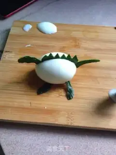 Make Dinosaurs eggs step 4
