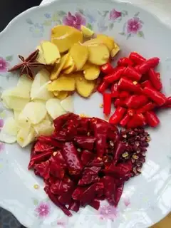 Make Spicy chicken step 0