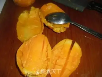 Make Mango milkshake step 1