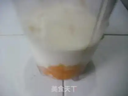 Make Mango milkshake step 2