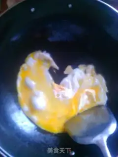 Make Soybeans with fried eggs step 4