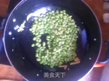 Make Soybeans with fried eggs step 7