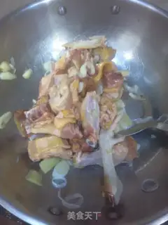 Make Fresh chicks and mushrooms step 2