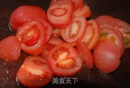 Make Tomato fried eggs step 2