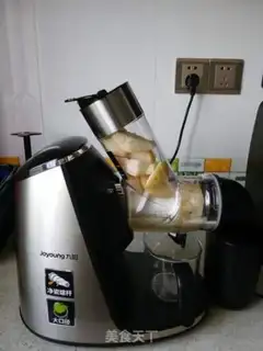 Make Orange pear juice step 4