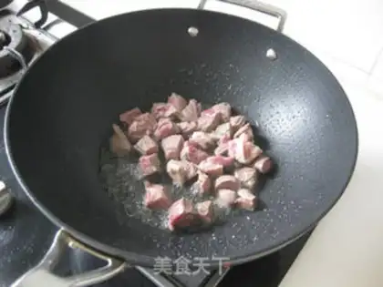 Make Hands on lamb rice step 4