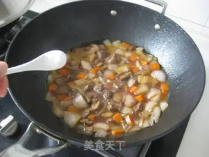 Make Hands on lamb rice step 8