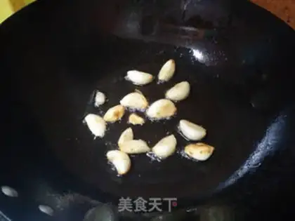 Make Garlic and yellowfish step 4