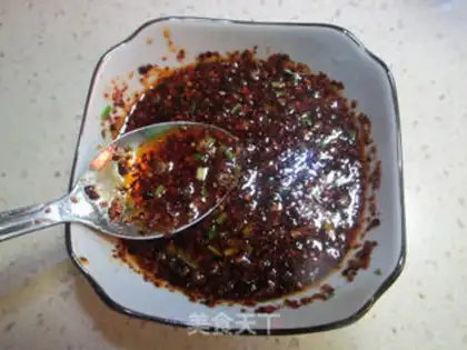Make Tasty hands tore chicken step 5