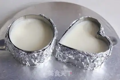 Make Yogurt mousse step 10
