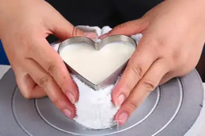 Make Yogurt mousse step 11