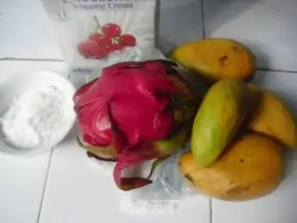 Make Fruit cream cake step 0