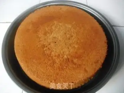 Make Fruit cream cake step 1