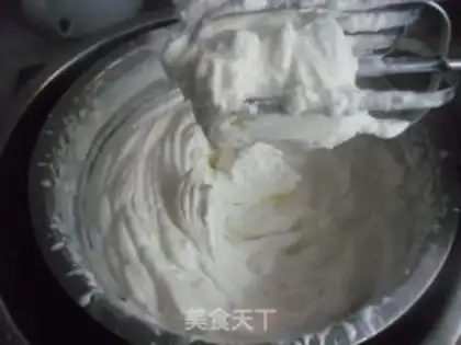 Make Fruit cream cake step 4