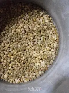 Make Lily Green Soy step 1