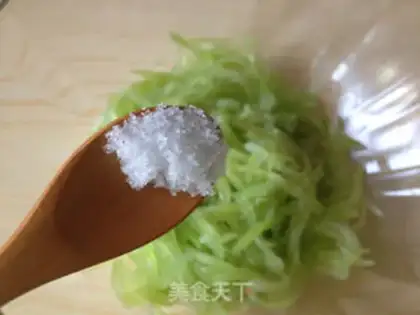 Make Cracking silk step 4