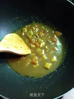 Make Dolphin curry potato chicken step 4