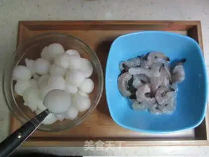 Make Shrimp ball and melon soup step 0