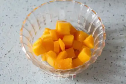 Make Mango cheese mousse step 4