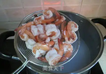 Make Shrimp ball and melon soup step 2