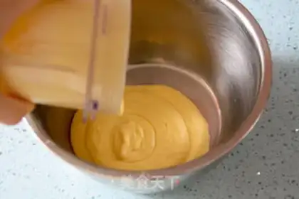 Make Mango cheese mousse step 5